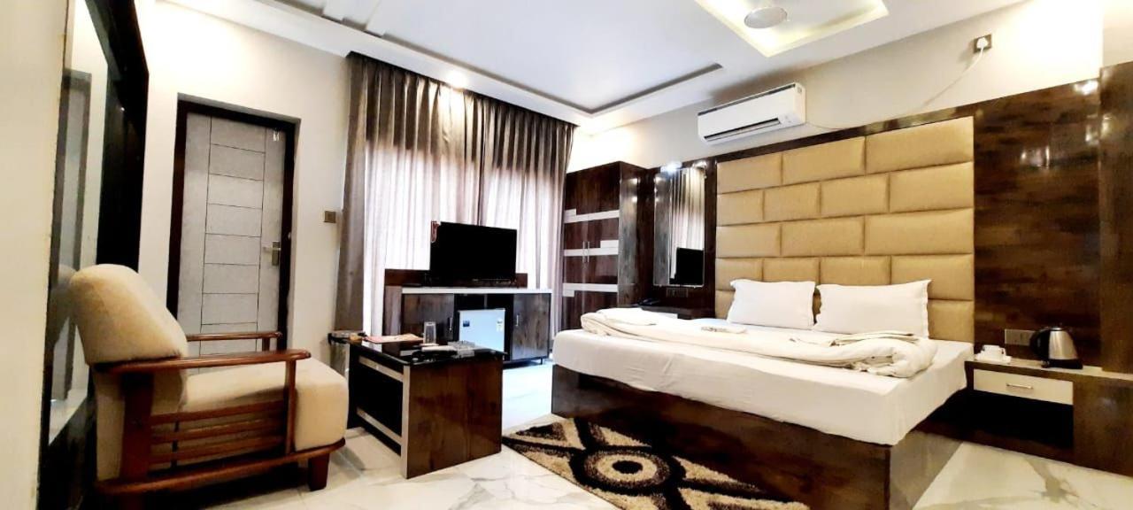 Samudra Bilas Hotel มันดราโมนี ภายนอก รูปภาพ